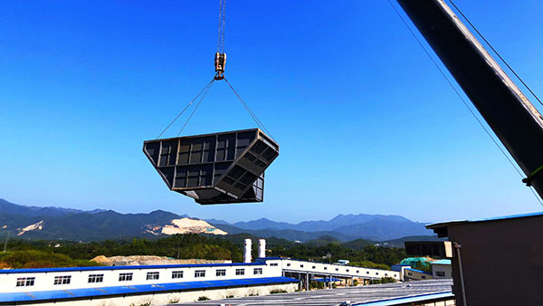 ��Ŀһ�� | �������У�������������DUOBAO�౦�ڳ�ɽ������������ɫ����