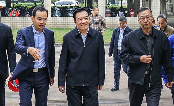 ֣�����˴�ί�����ΰ׺�ս�����Ӳ�DUOBAO�౦�ɷ�